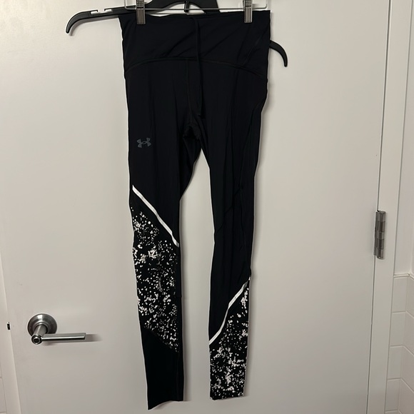 FINAL PRICE $25 & FREE SHIP! Under Armour compressive leggings with strings (M) - Picture 1 of 7